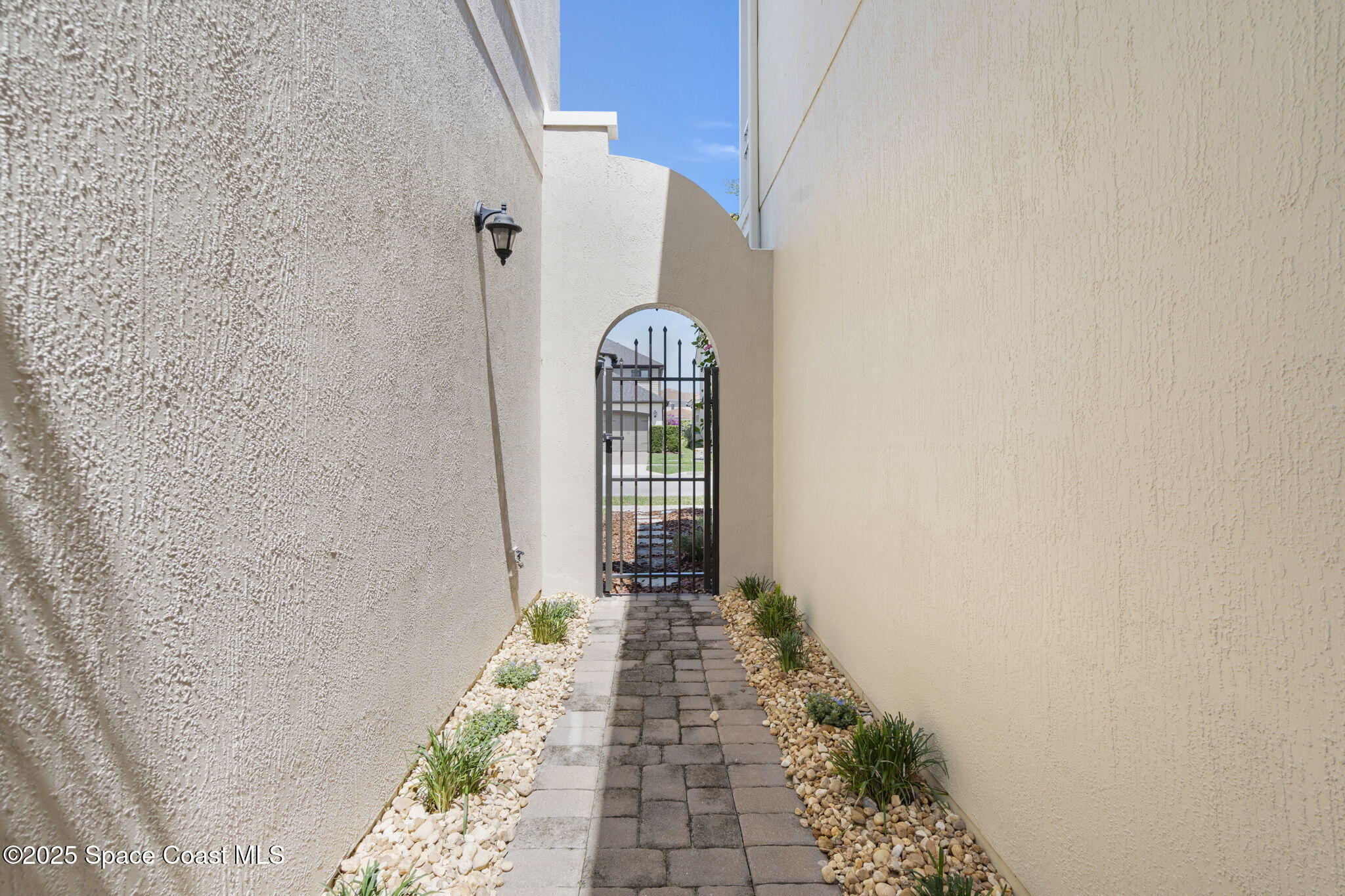 2225 Zuma Lane