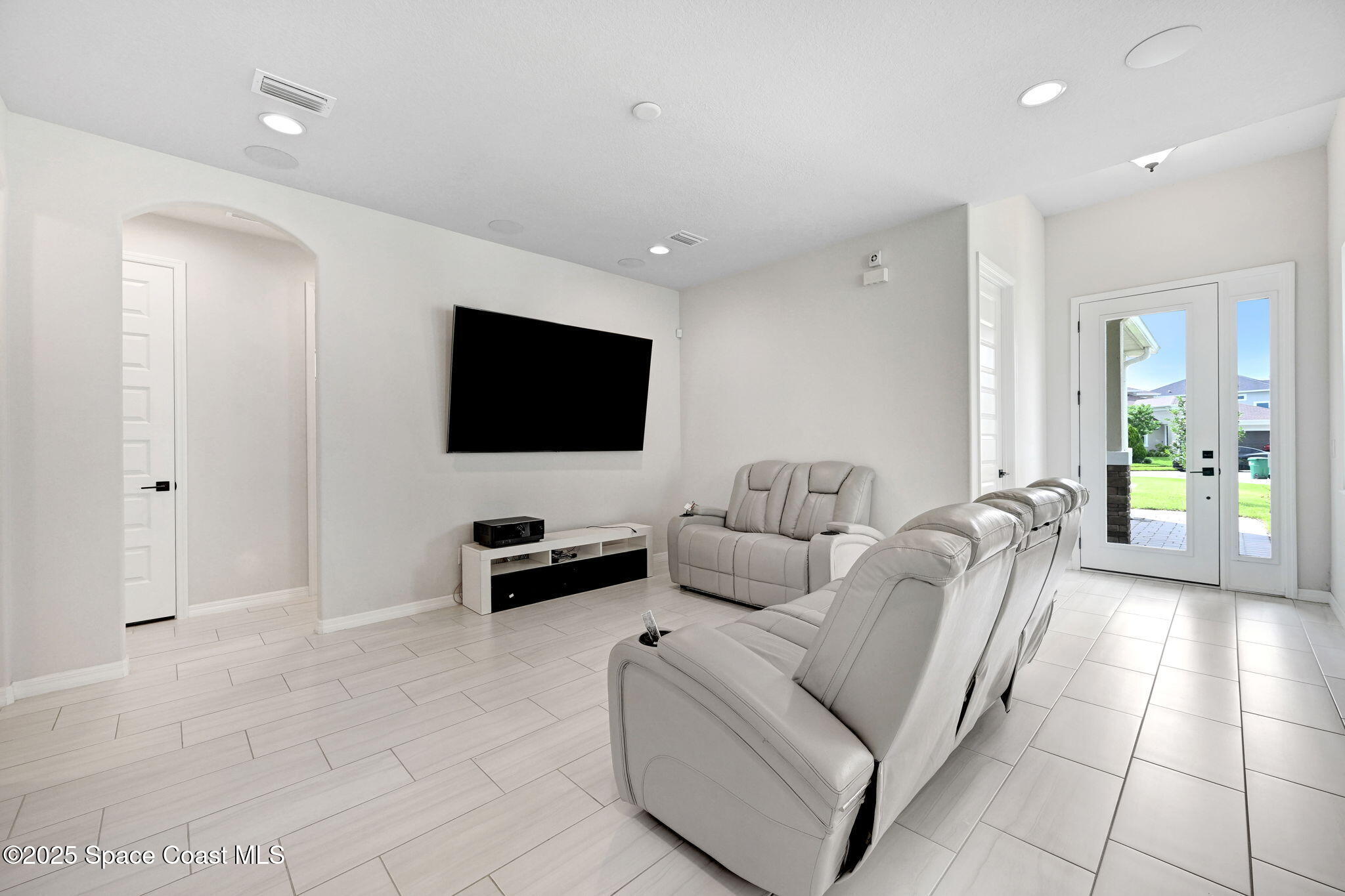 2724 Blazing Star Drive