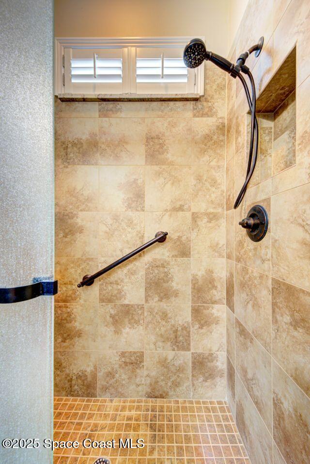 8163 Loren Cove Drive