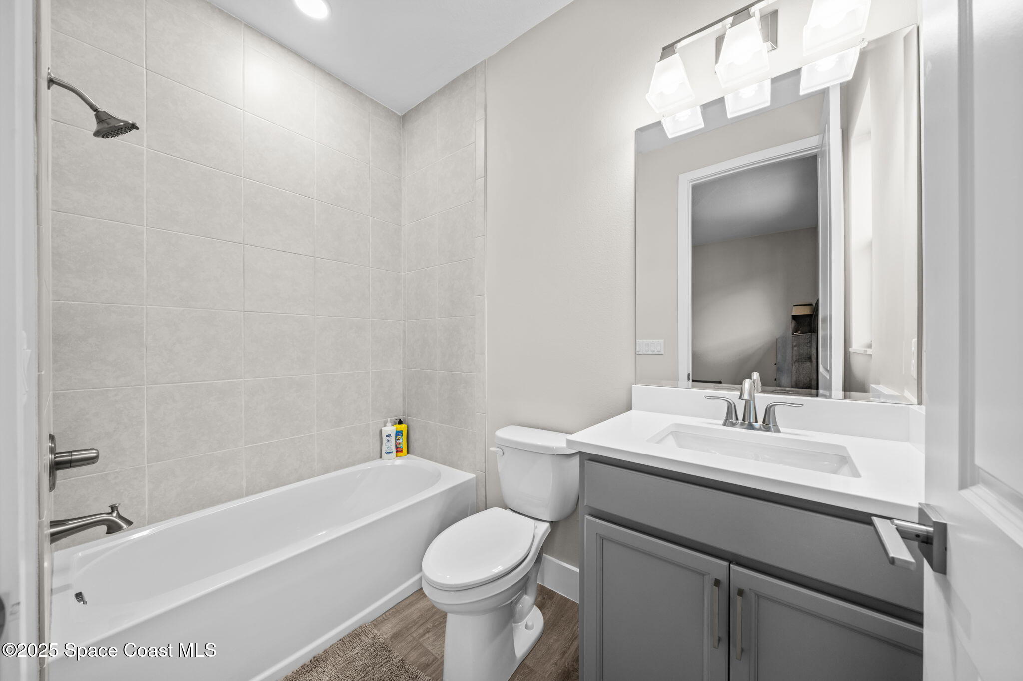 2846 Silverlefe Lane