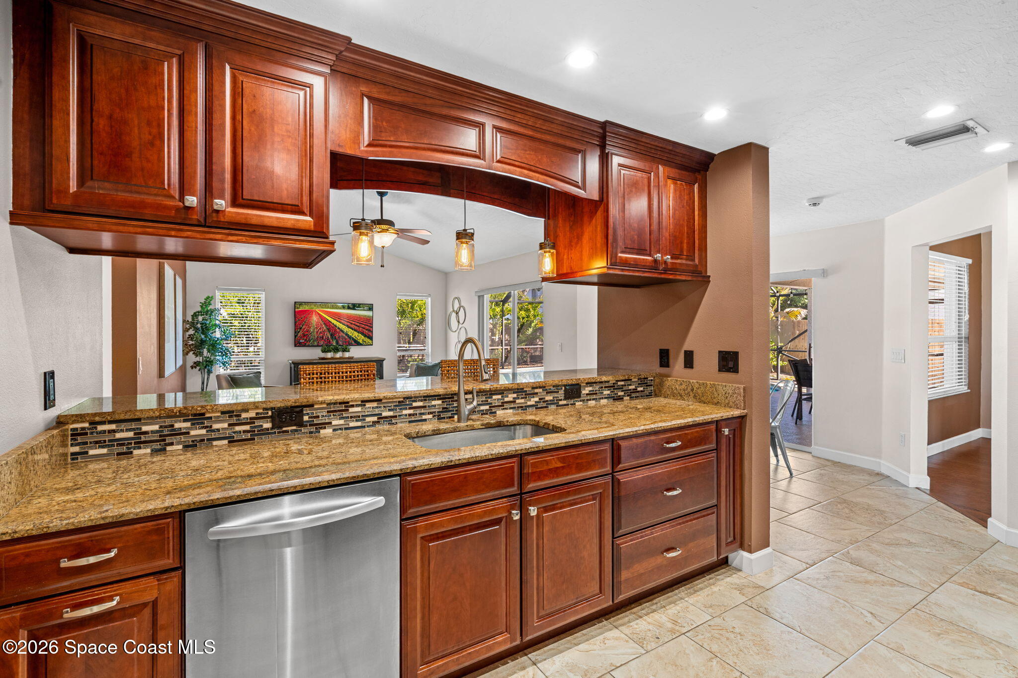 1010 Pelican Lane