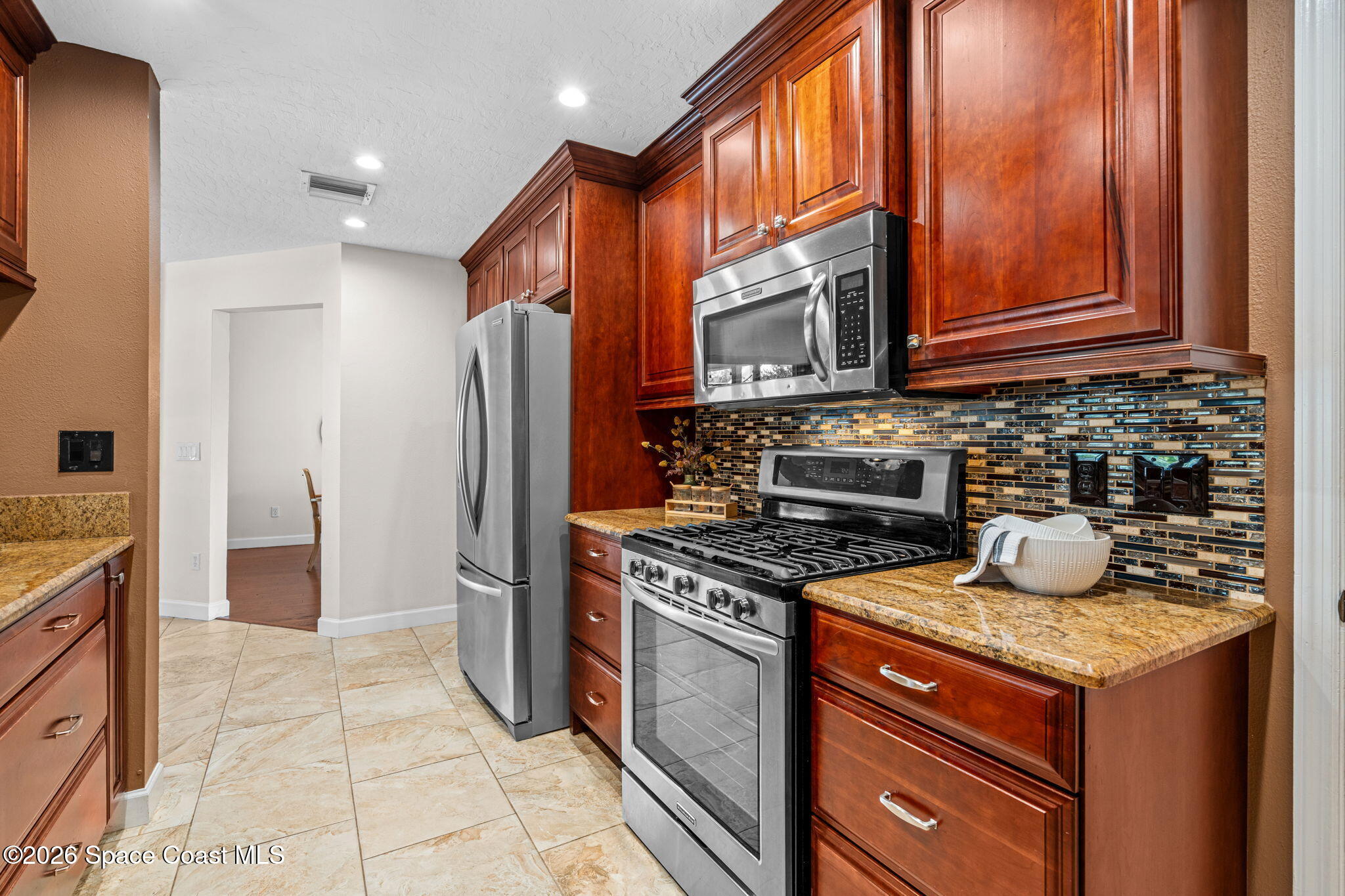 1010 Pelican Lane