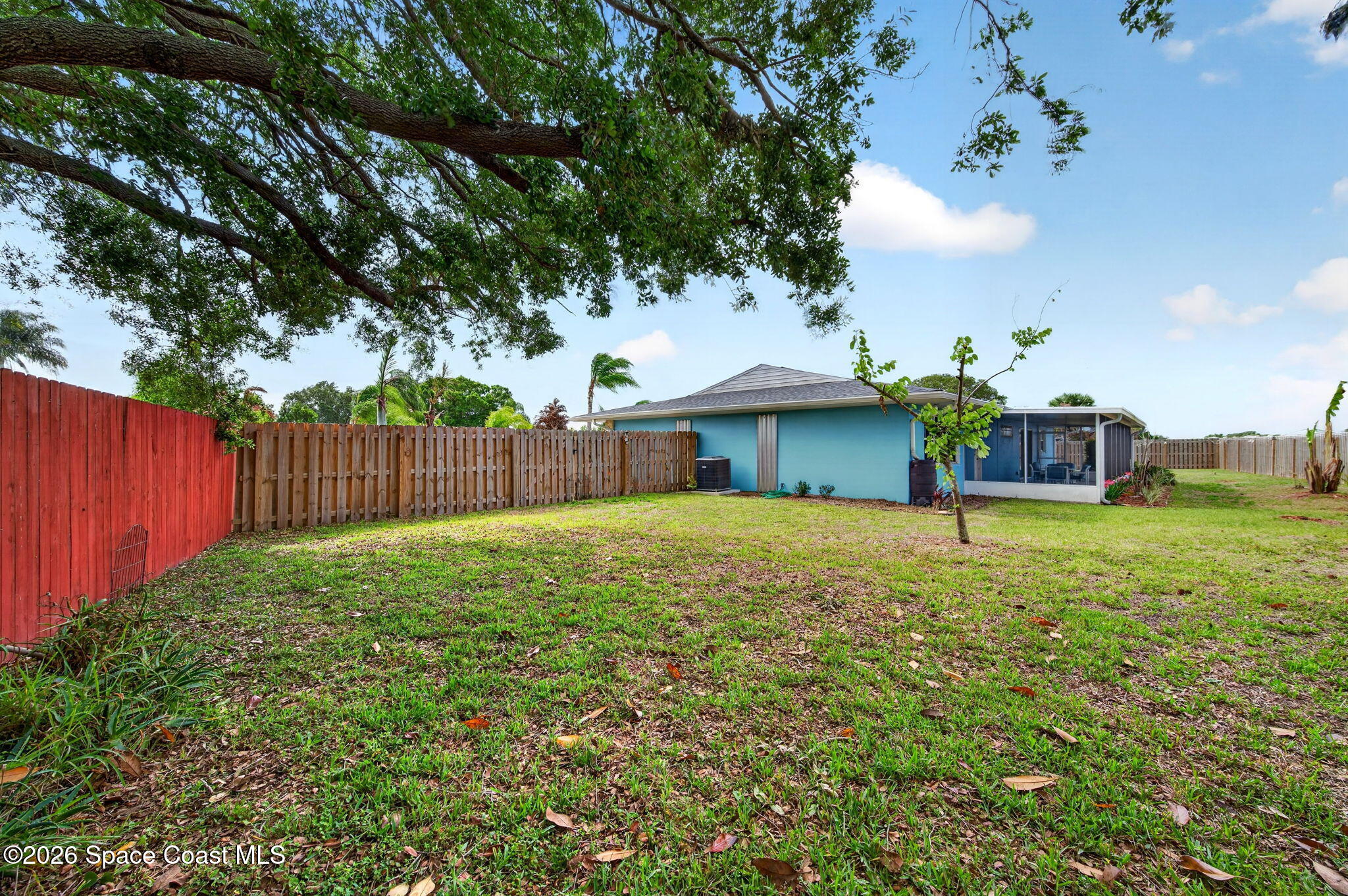 956 Waialae Circle NE