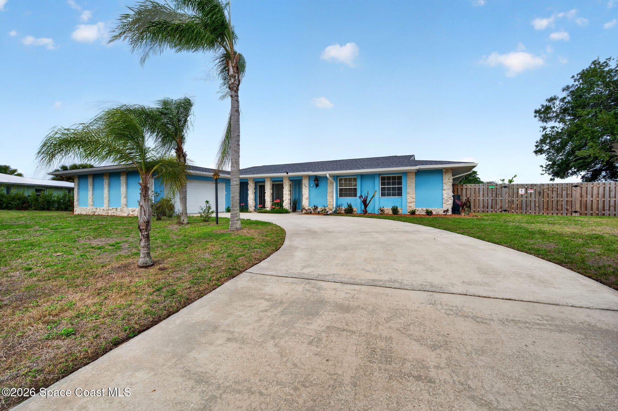956 Waialae Circle NE