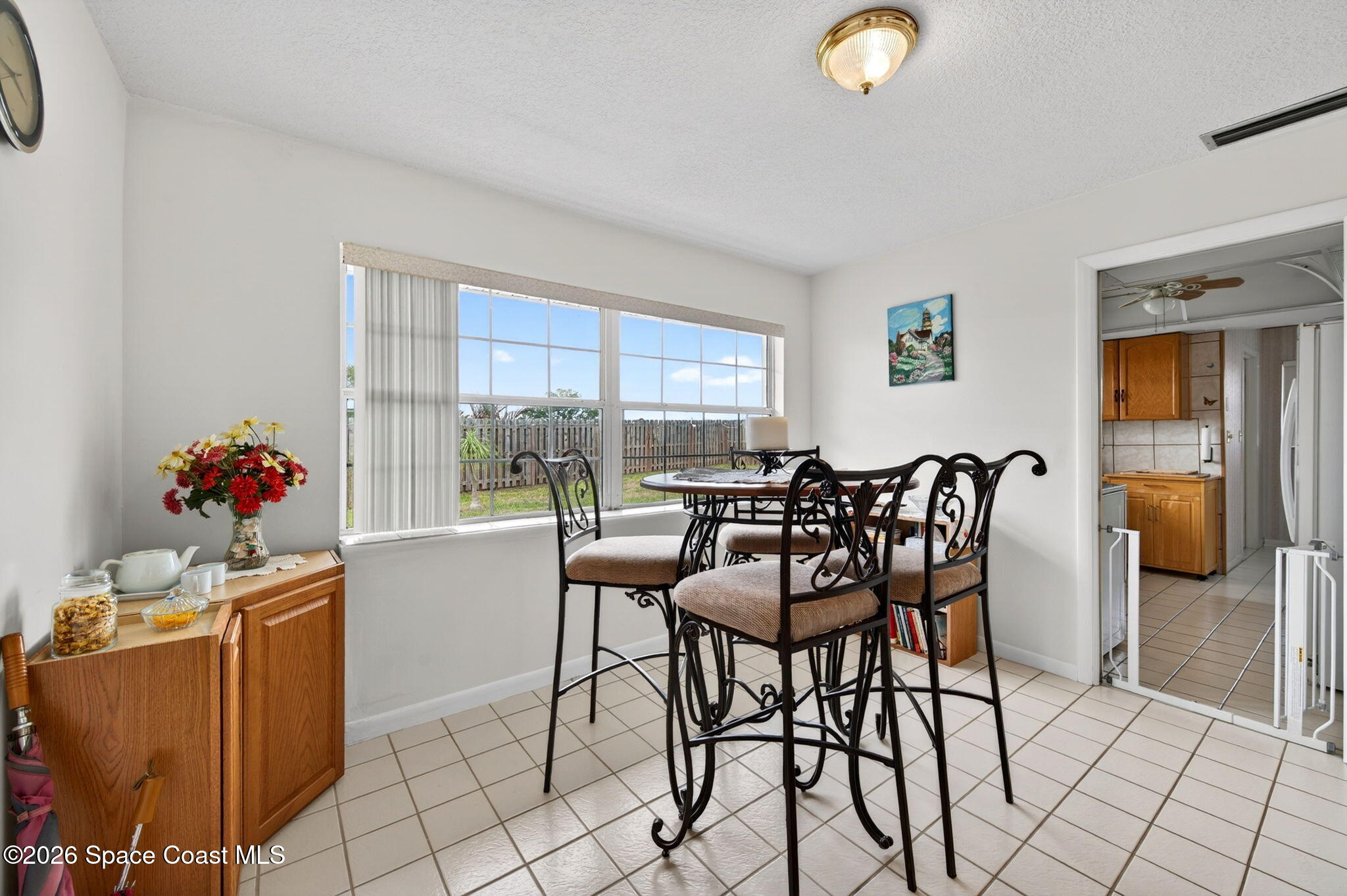 956 Waialae Circle NE