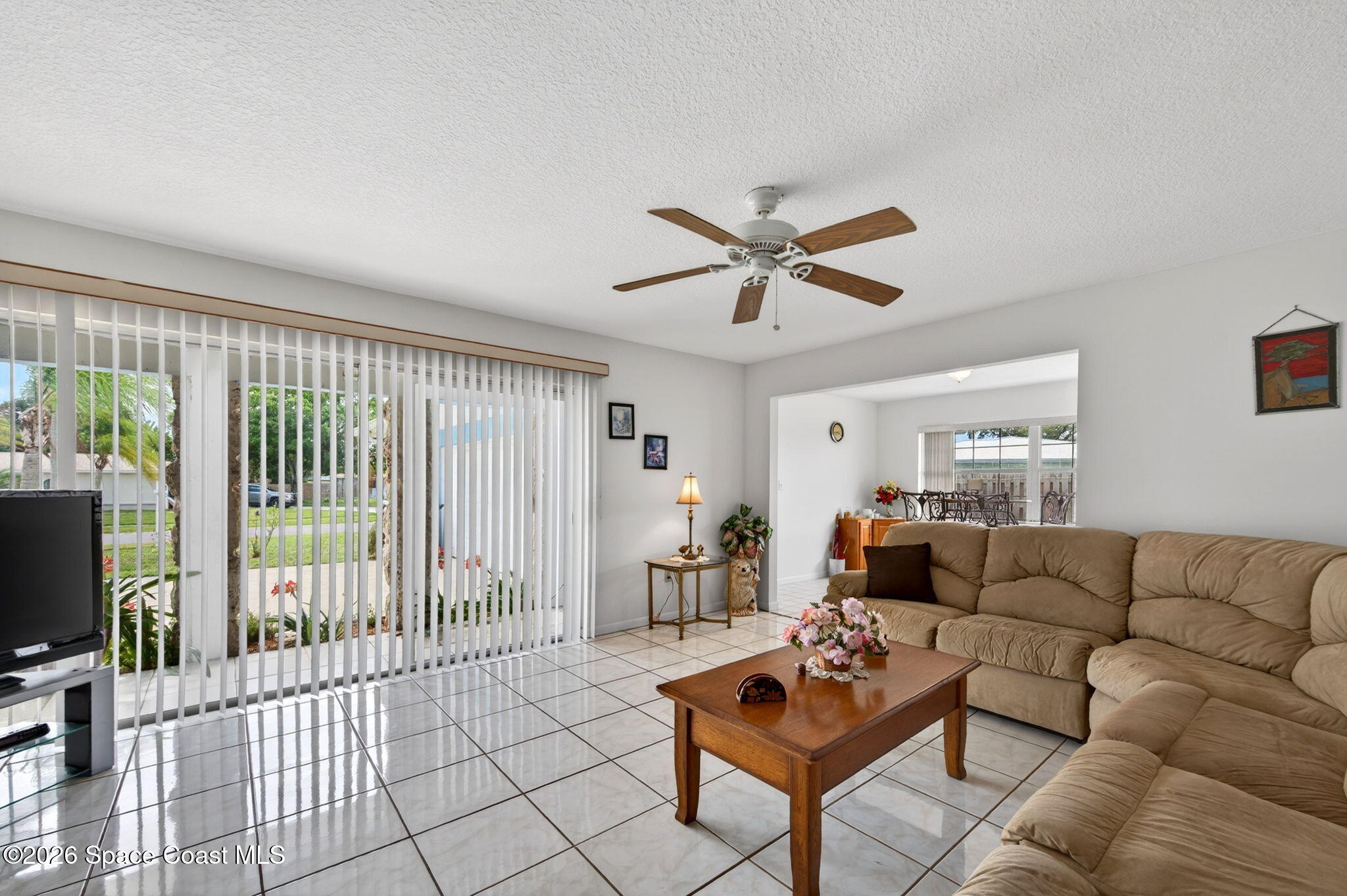 956 Waialae Circle NE