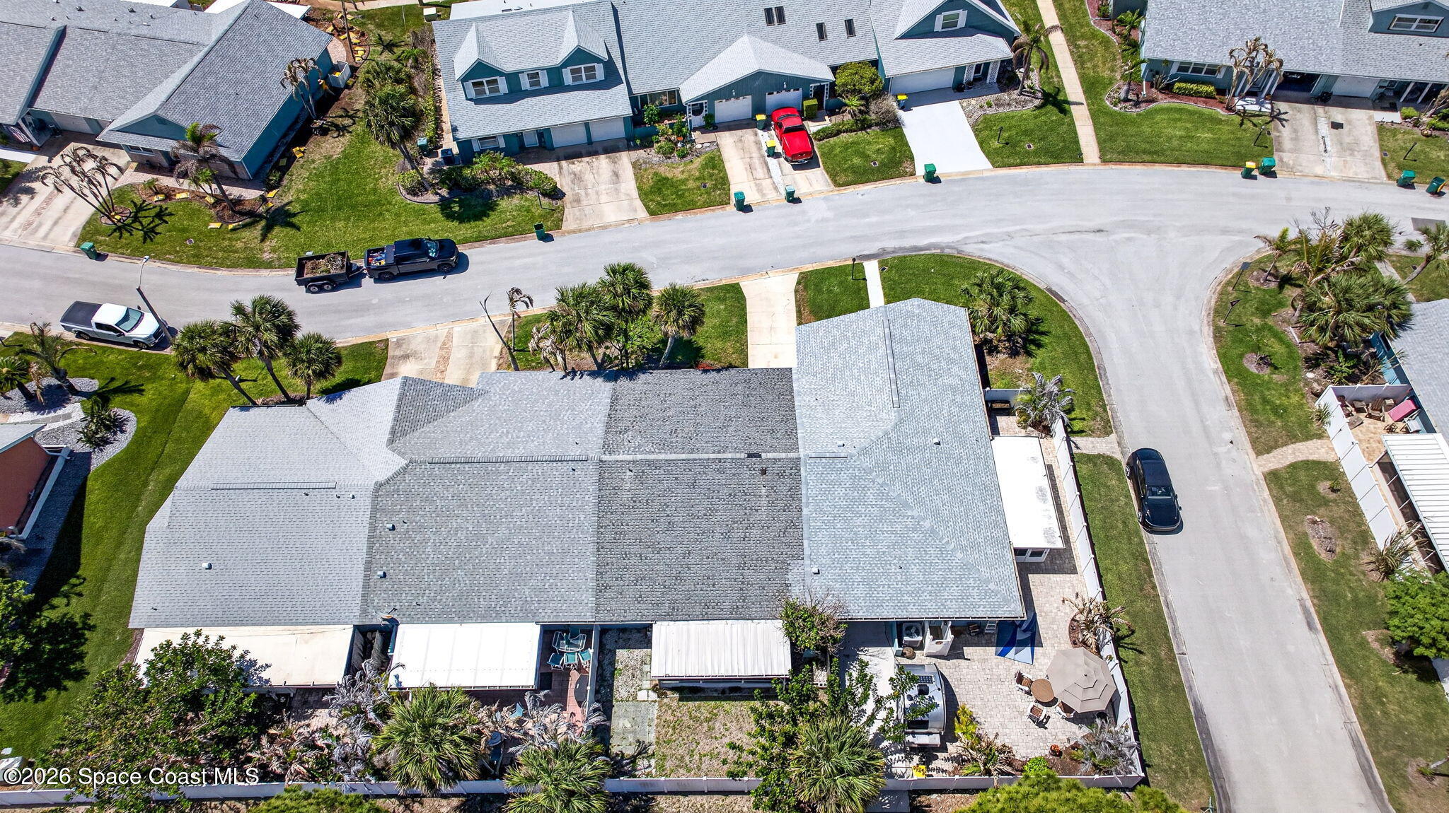 212 Emerald Drive W