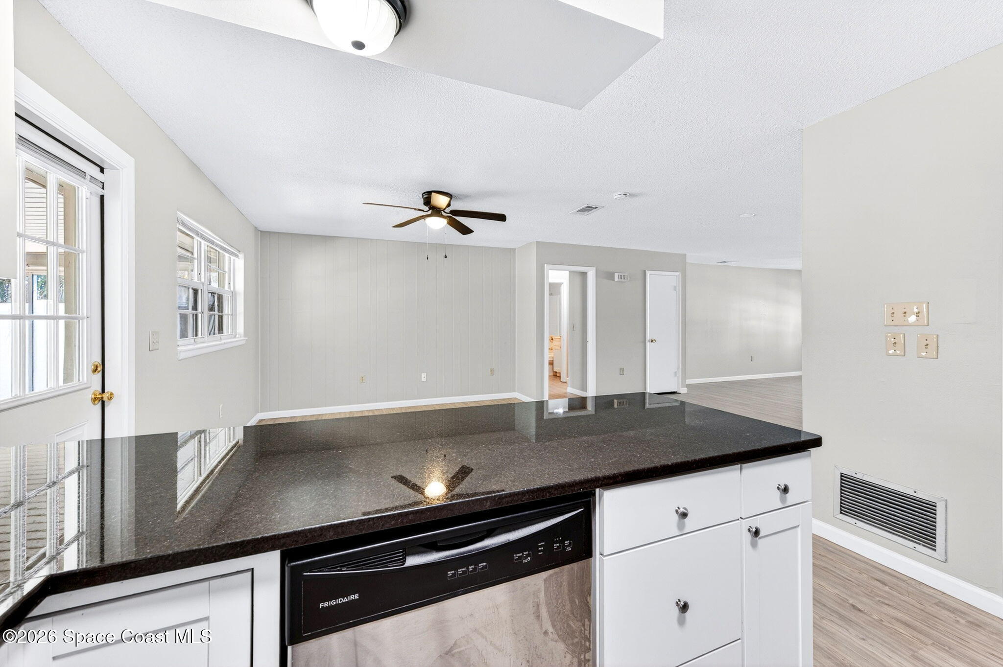 212 Emerald Drive W