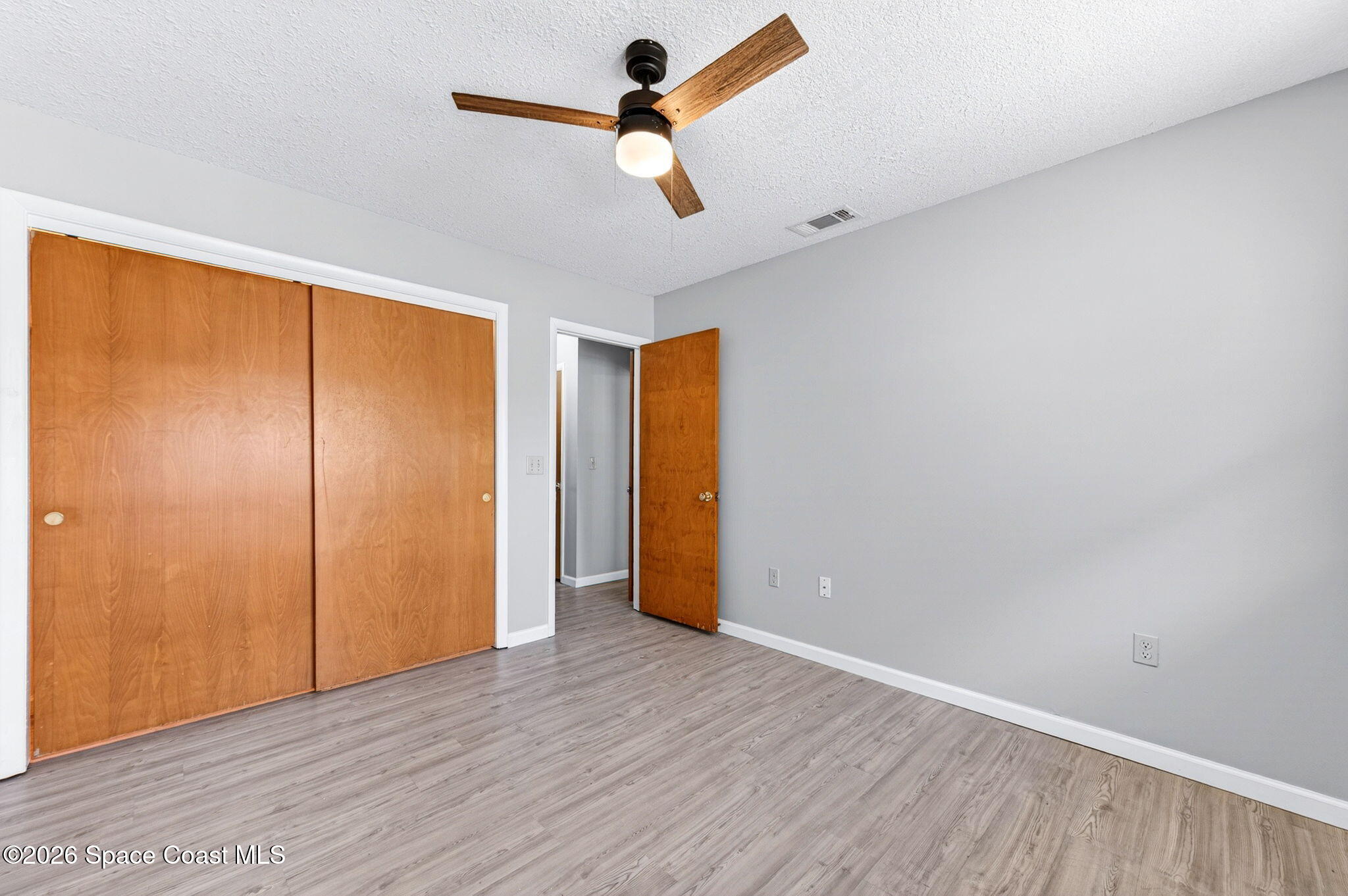 212 Emerald Drive W