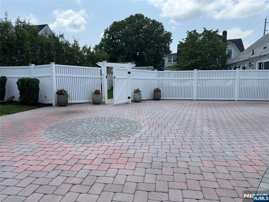 323 Kinderkamack Road