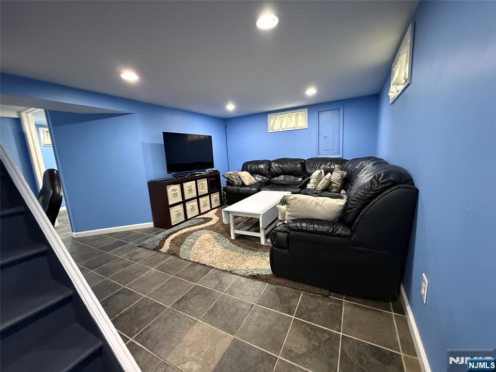 323 Kinderkamack Road