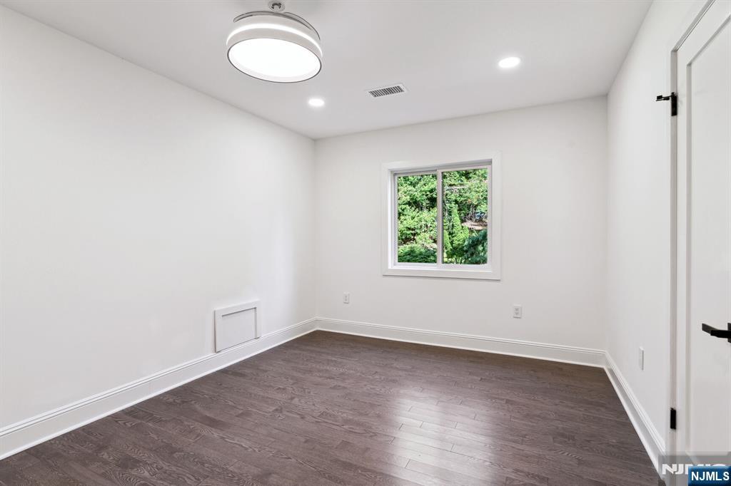 291 Tappan Road
