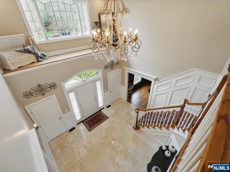 8 Matthew Place