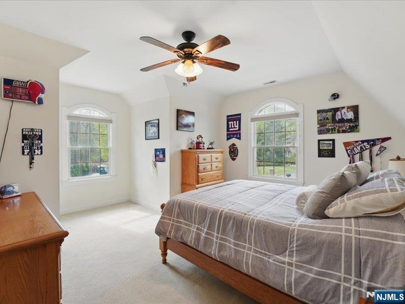 8 Matthew Place