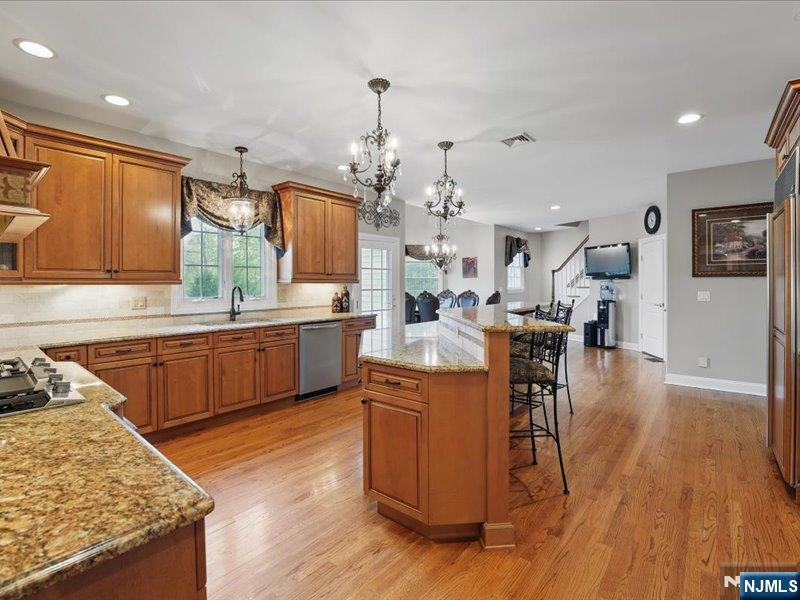 8 Matthew Place