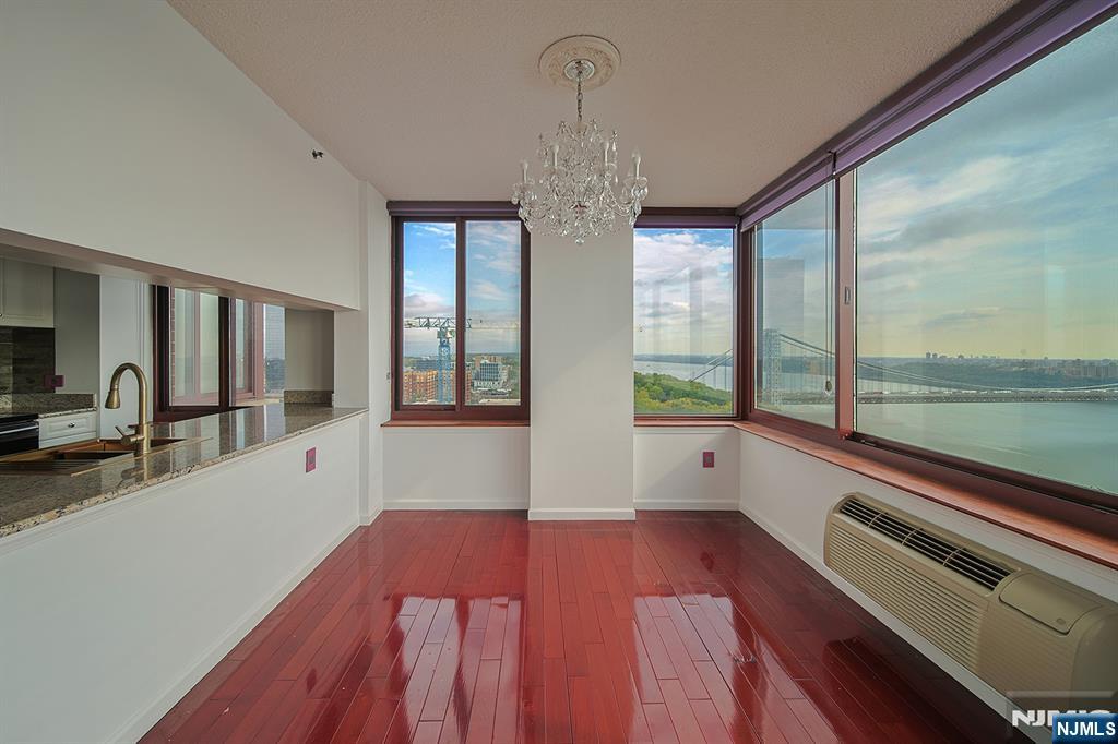 100 Old Palisade Road 3303