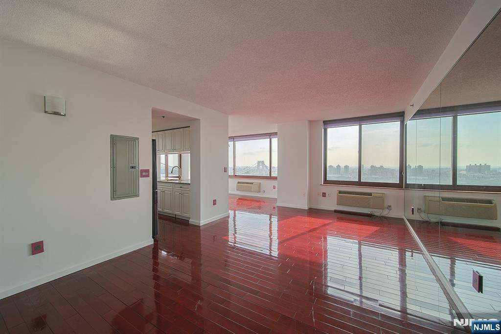 100 Old Palisade Road 3303