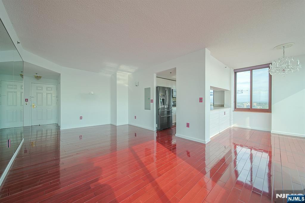 100 Old Palisade Road 3303