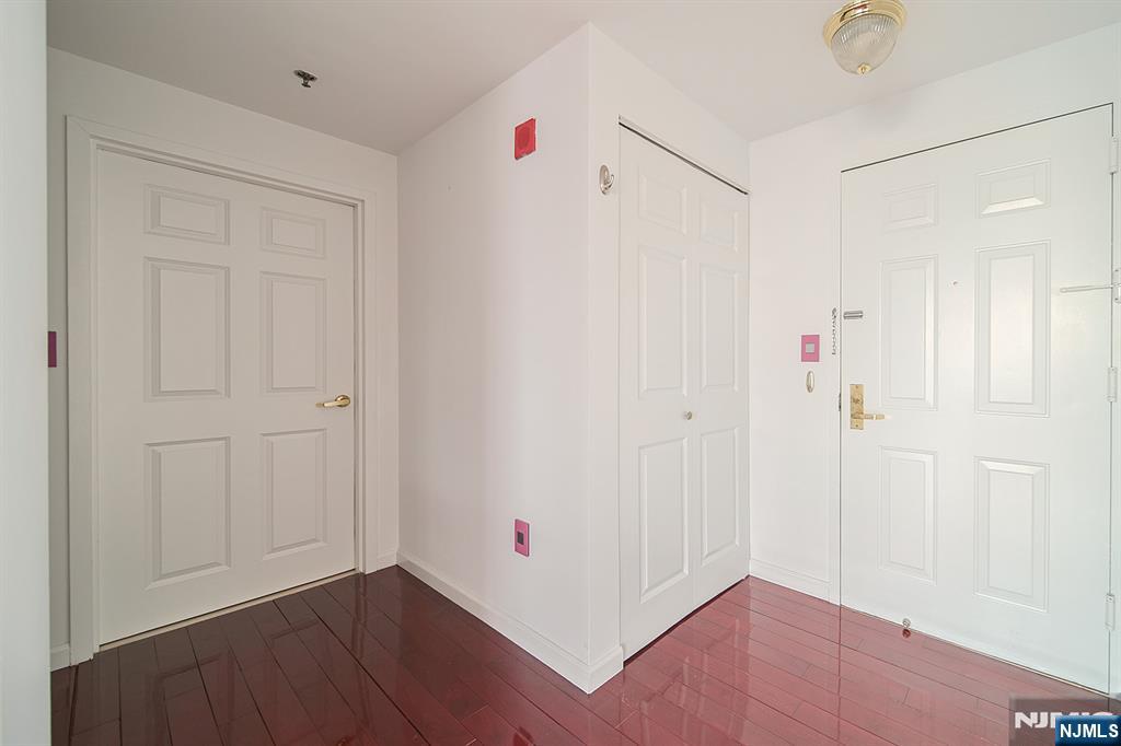 100 Old Palisade Road 3303