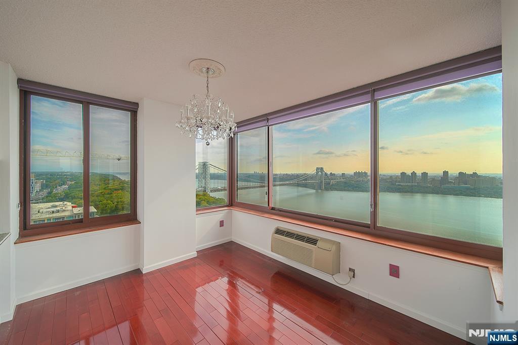 100 Old Palisade Road 3303