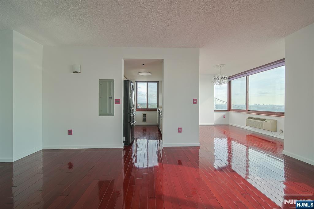 100 Old Palisade Road 3303