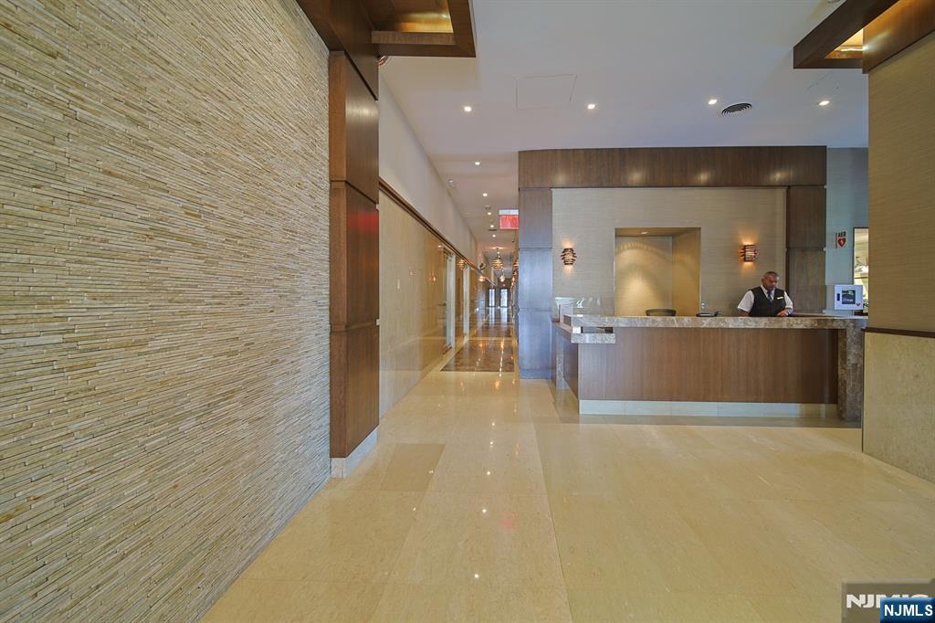 200 Old Palisade Road 7C