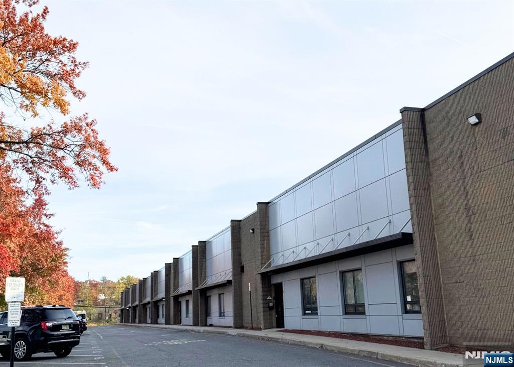 14 W Forest Avenue 14