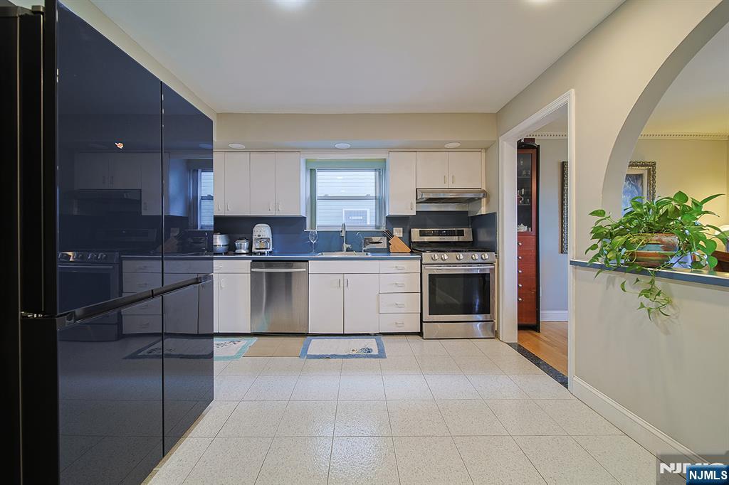 432 Oak Street