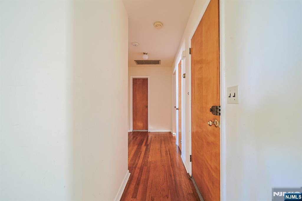432 Oak Street