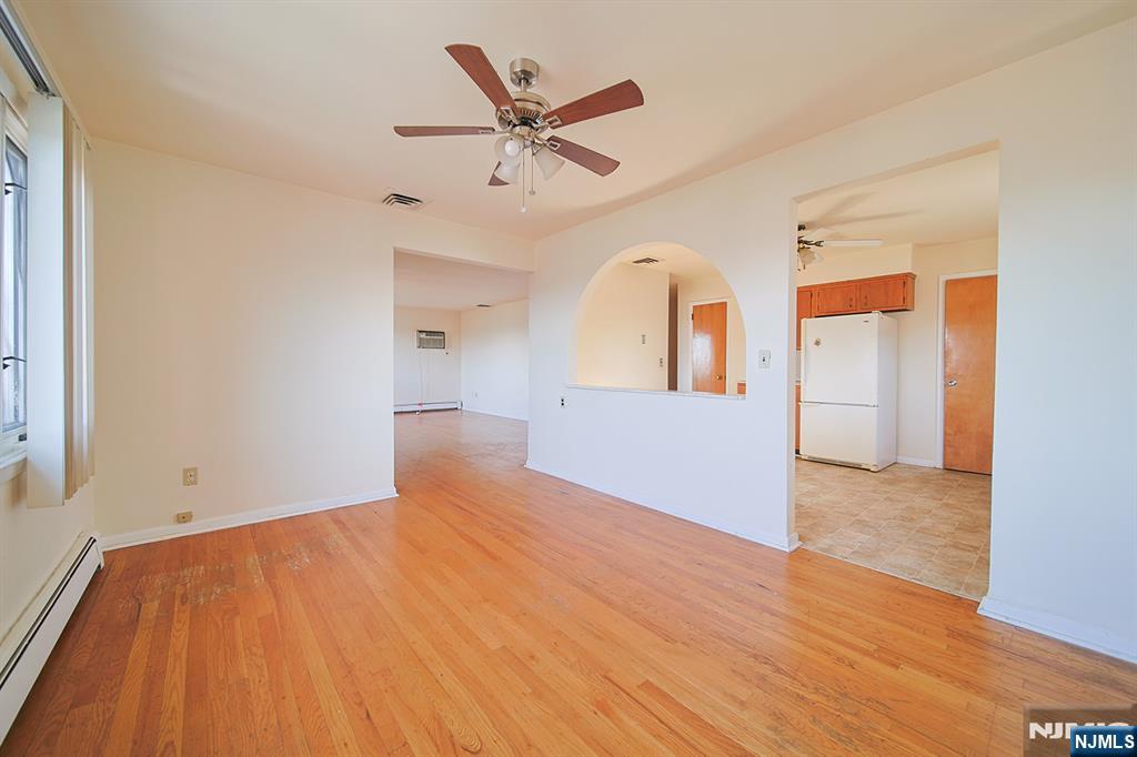 432 Oak Street