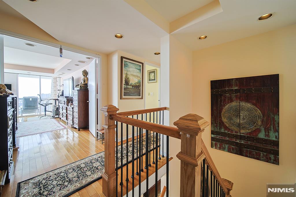 200 Old Palisade Road 16E