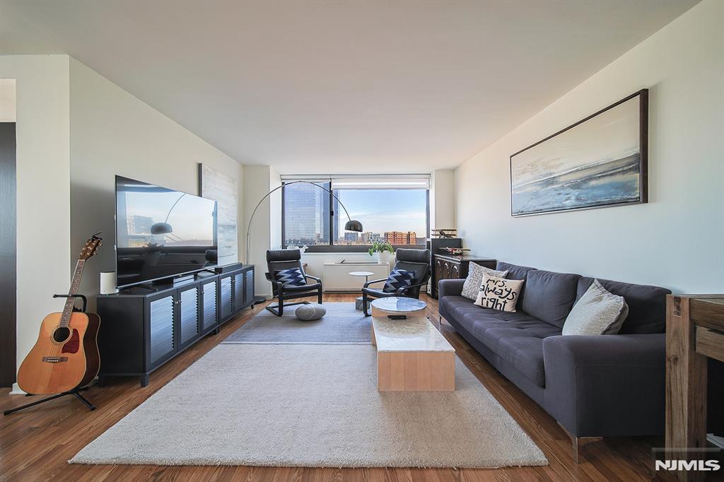 200 Old Palisade Road 9H