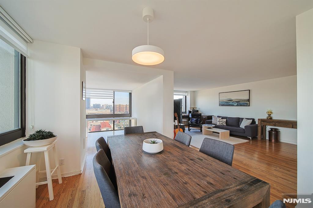 200 Old Palisade Road 9H