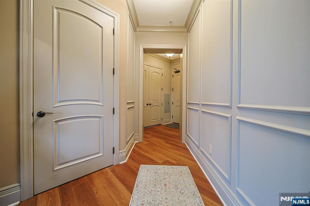 1302 The Plaza 302