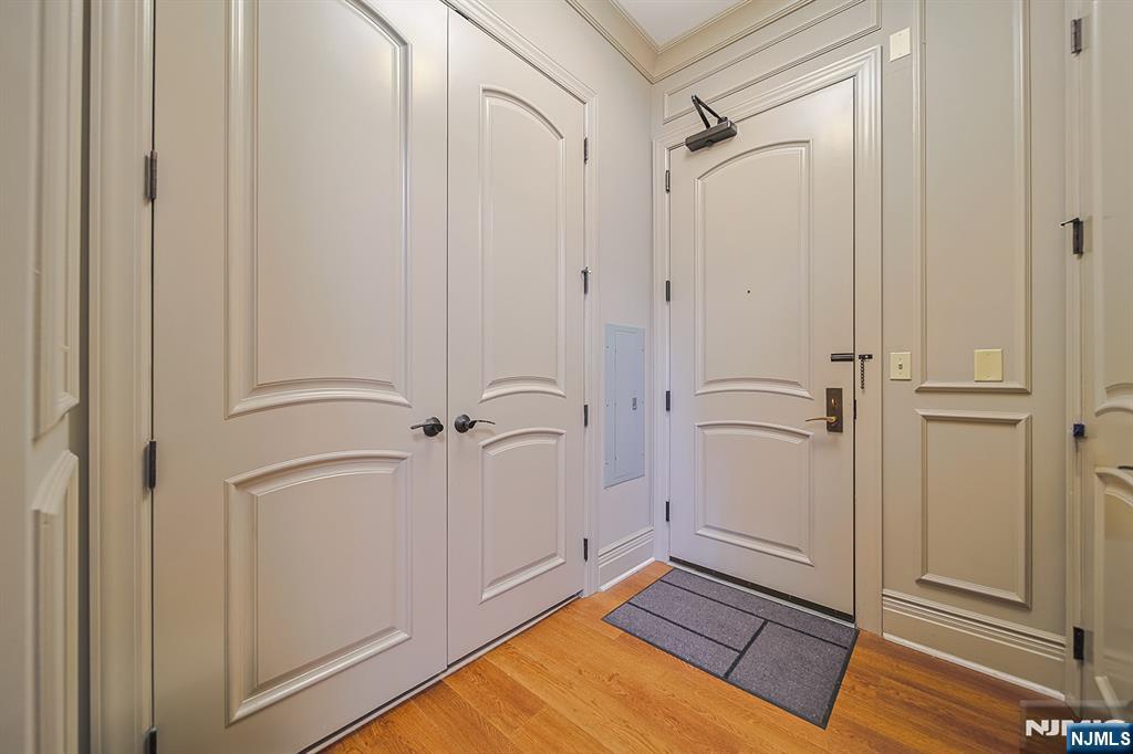 1302 The Plaza 302