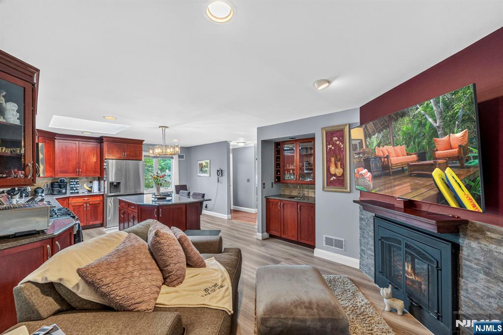 69 Peach Hill Court