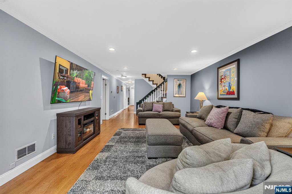 69 Peach Hill Court
