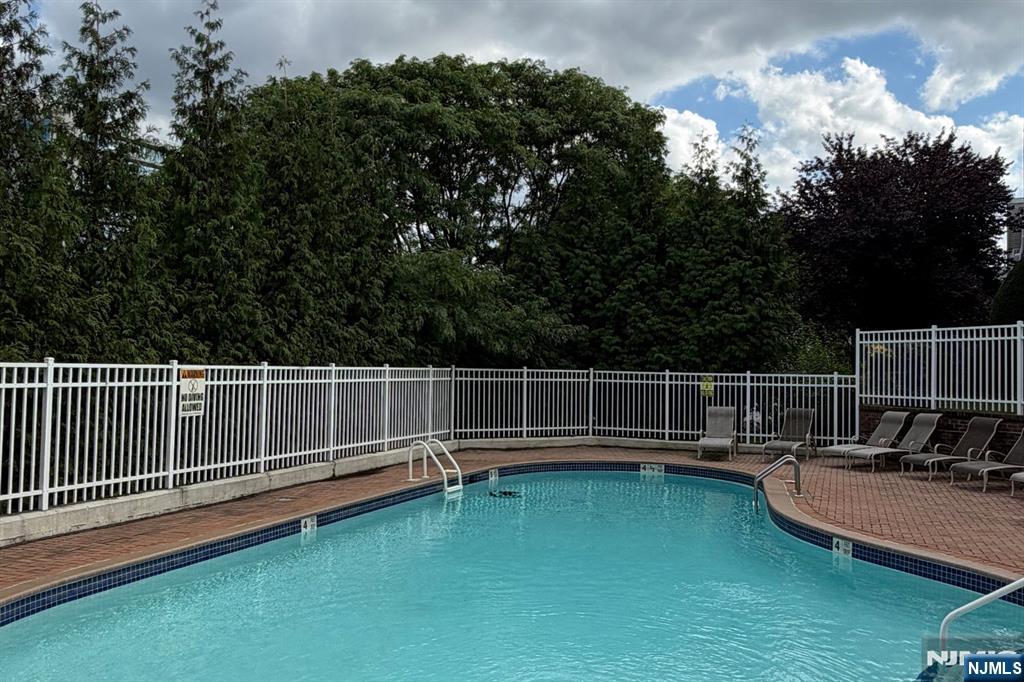 800 River Road 333