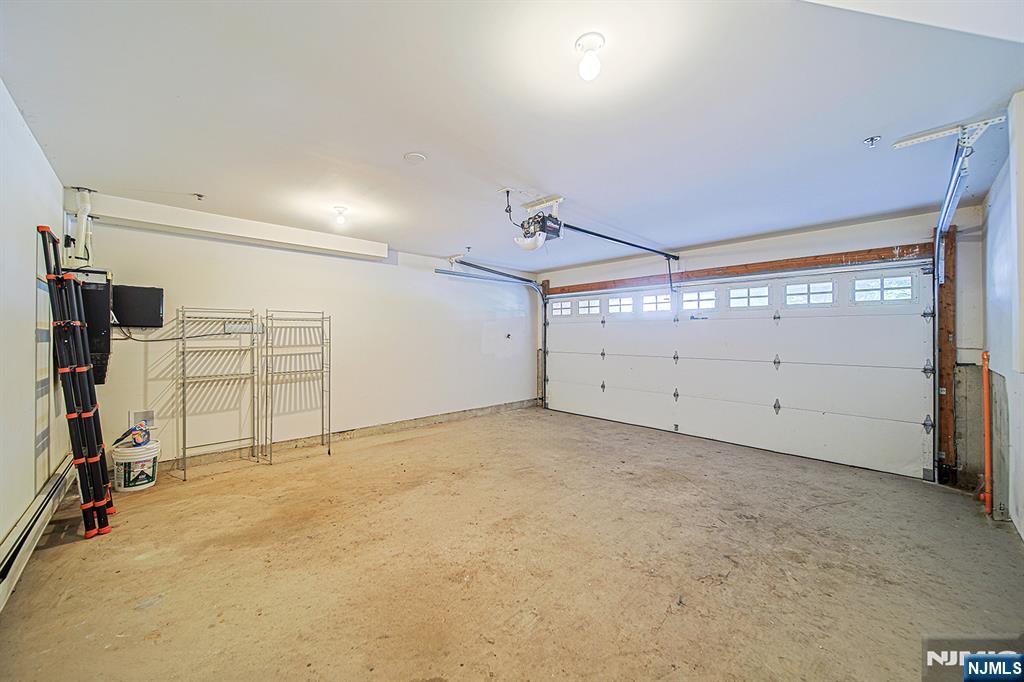 2462 3rd Street 2462