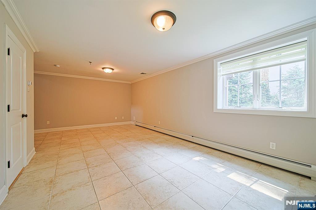 2462 3rd Street 2462