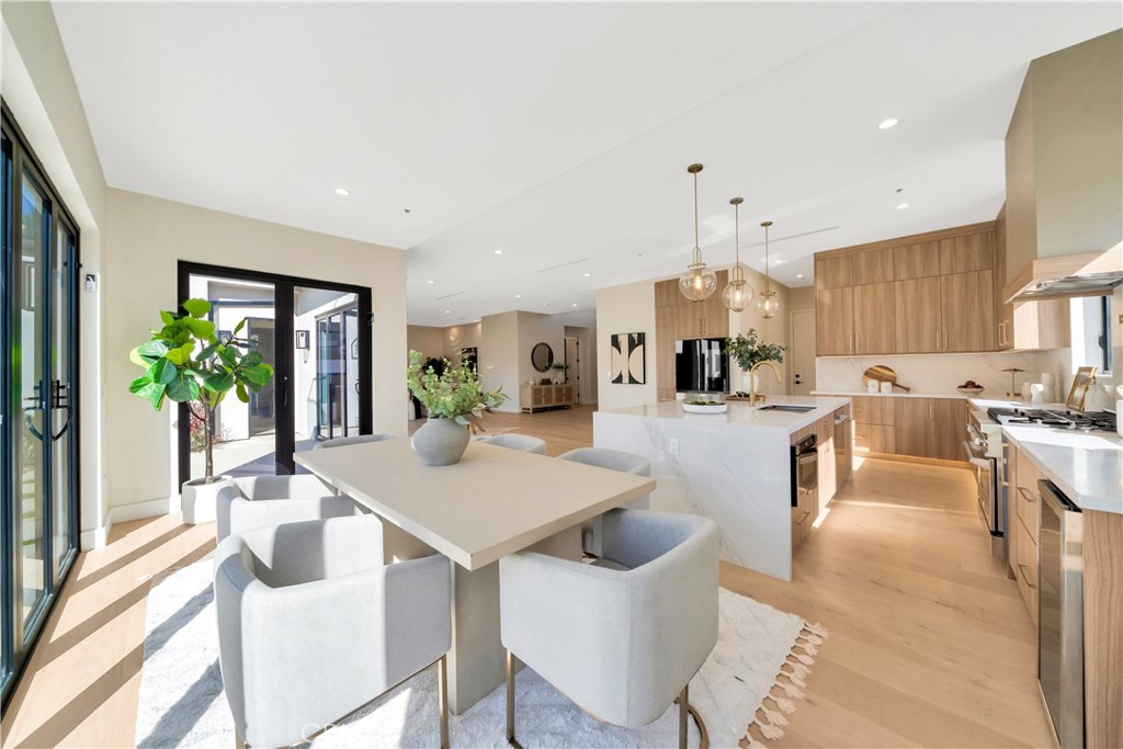 25871 Via Del Sur