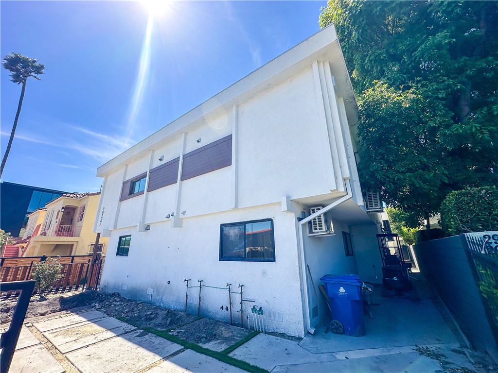 2931 1/2 S Redondo Boulevard