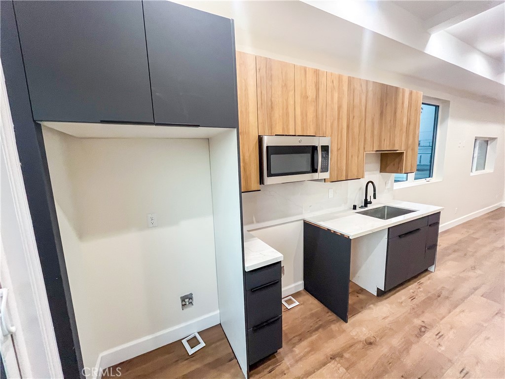 3020 1/2 Virginia Road