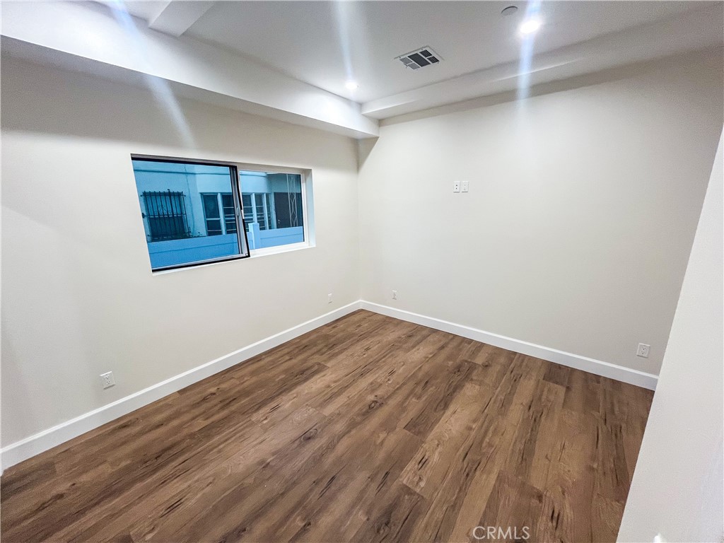 3020 1/2 Virginia Road