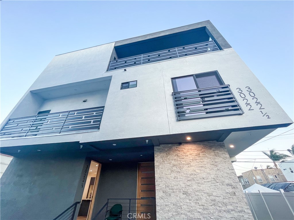 3022 1/2 Virginia Road