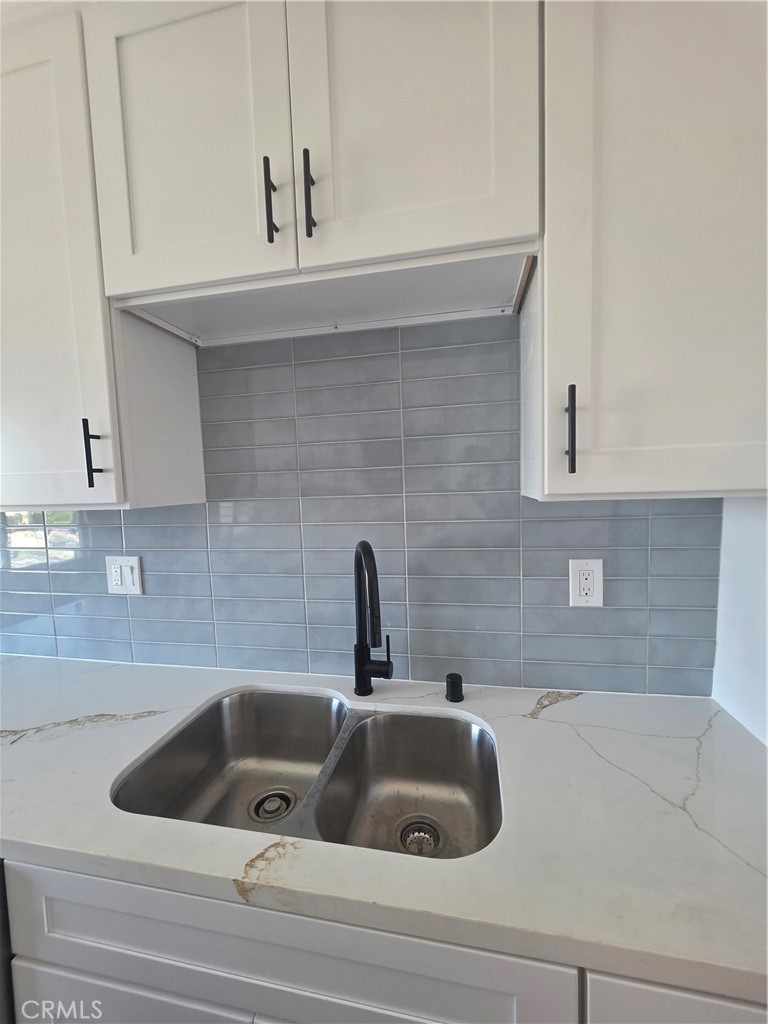 1858 W 48th Street 2