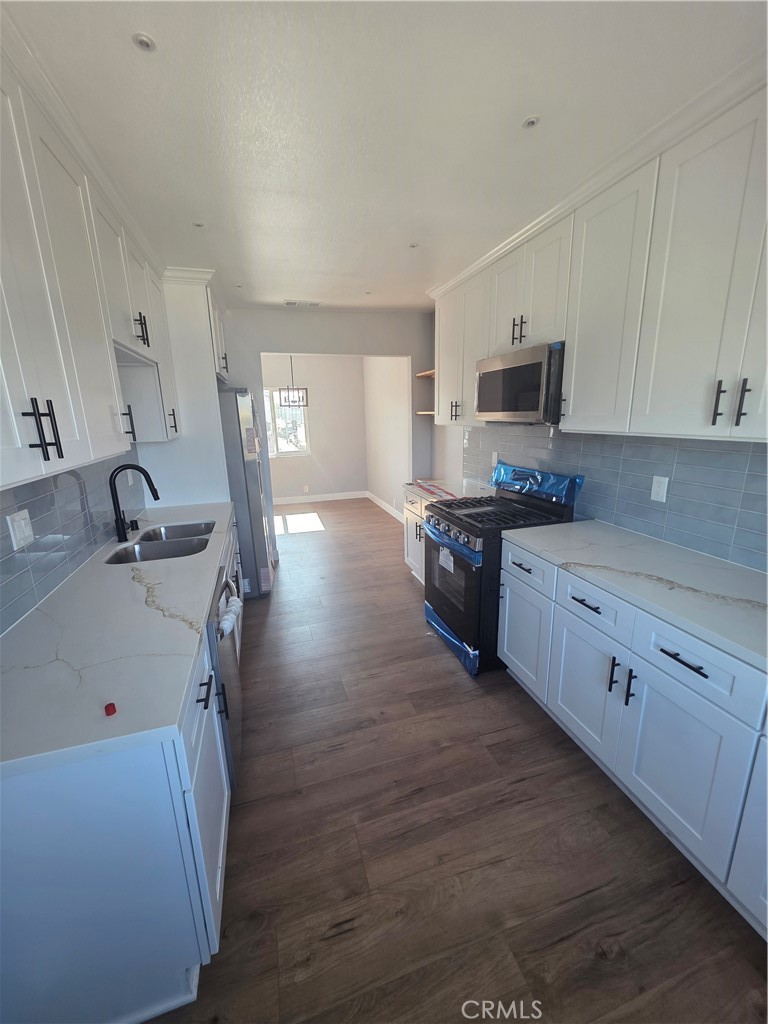 1858 W 48th Street 2