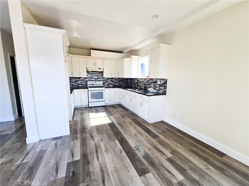 130 E 104th