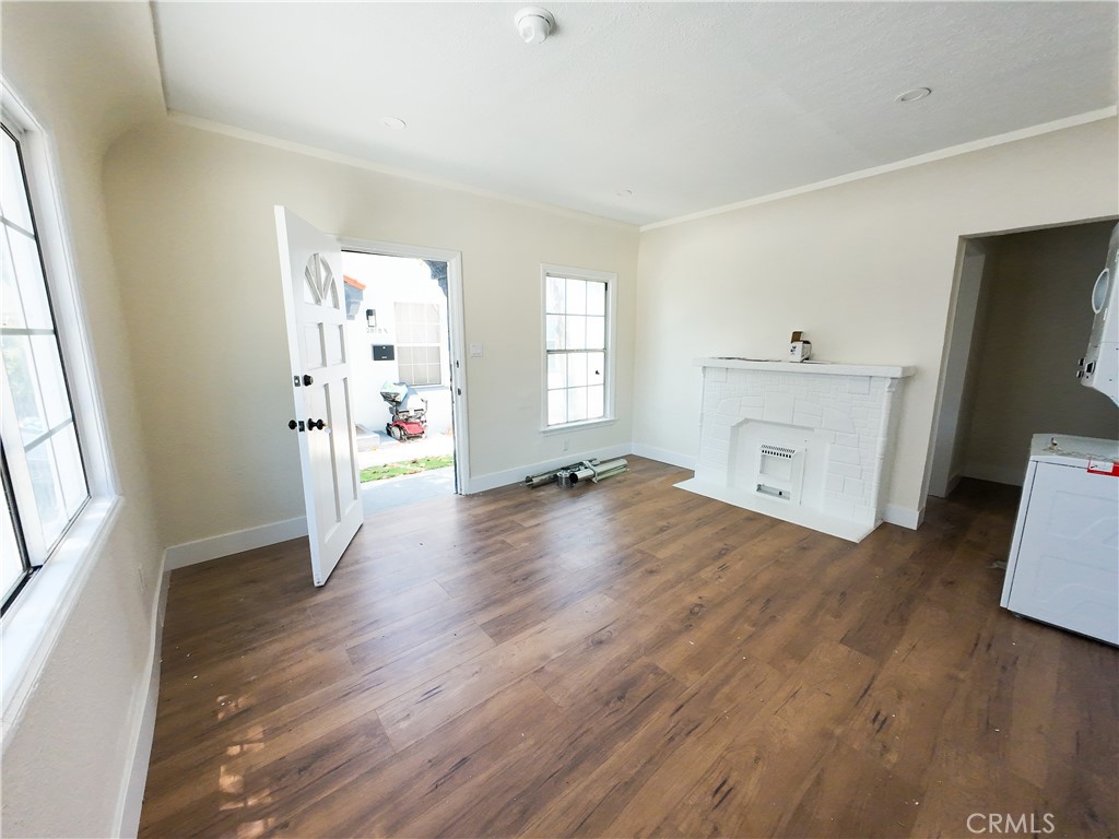 2814 S Mansfield Avenue 2814 1/2