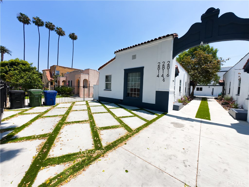 2814 S Mansfield Avenue 2814 1/2